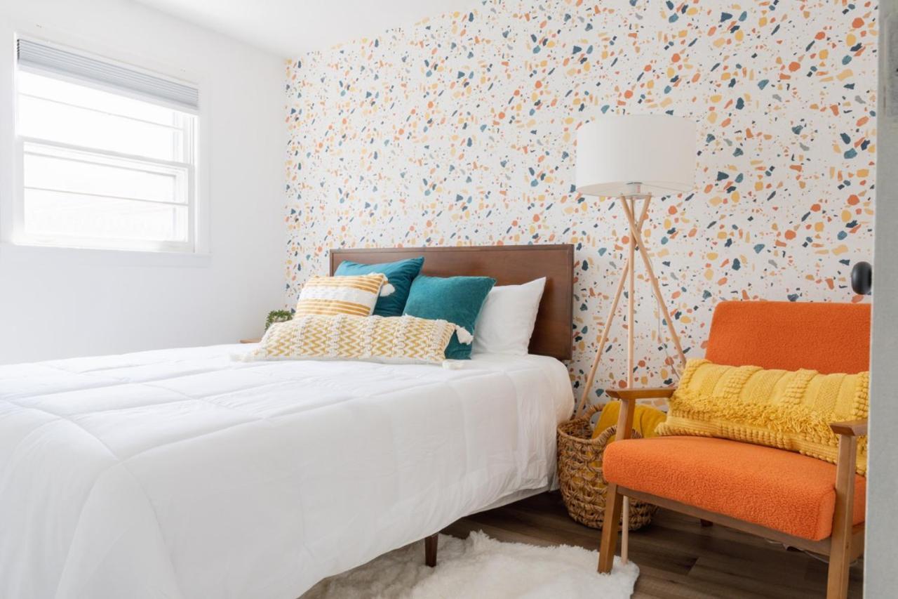 Retro Retreat Renovated 2Br, Desk, No Chore List! Kingston Exteriér fotografie